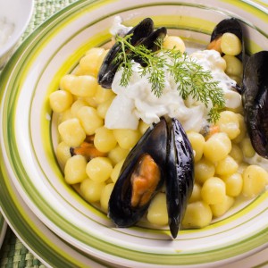 Gnocchetti con cozze e burrata