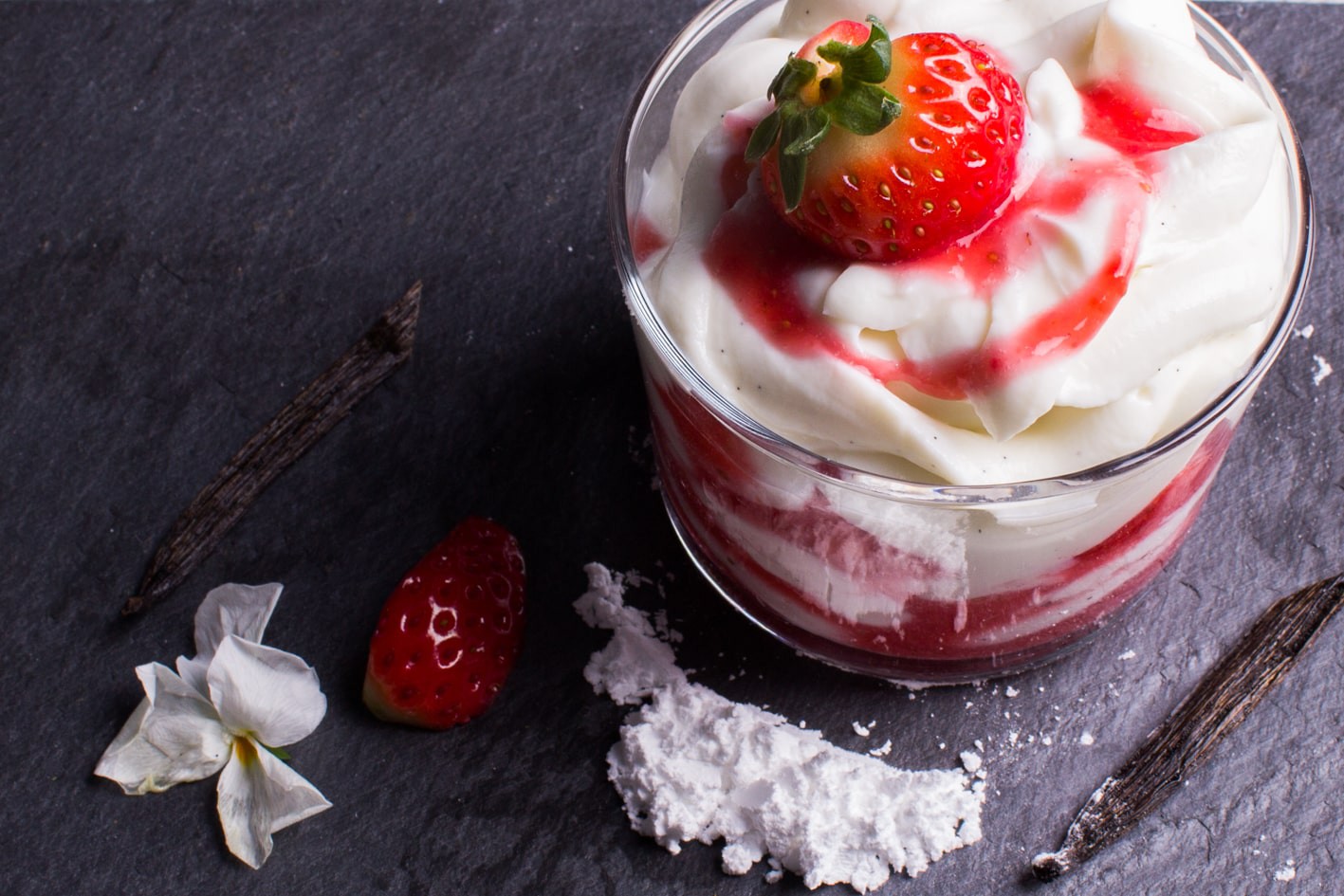 Ricotta mousse with strawberries